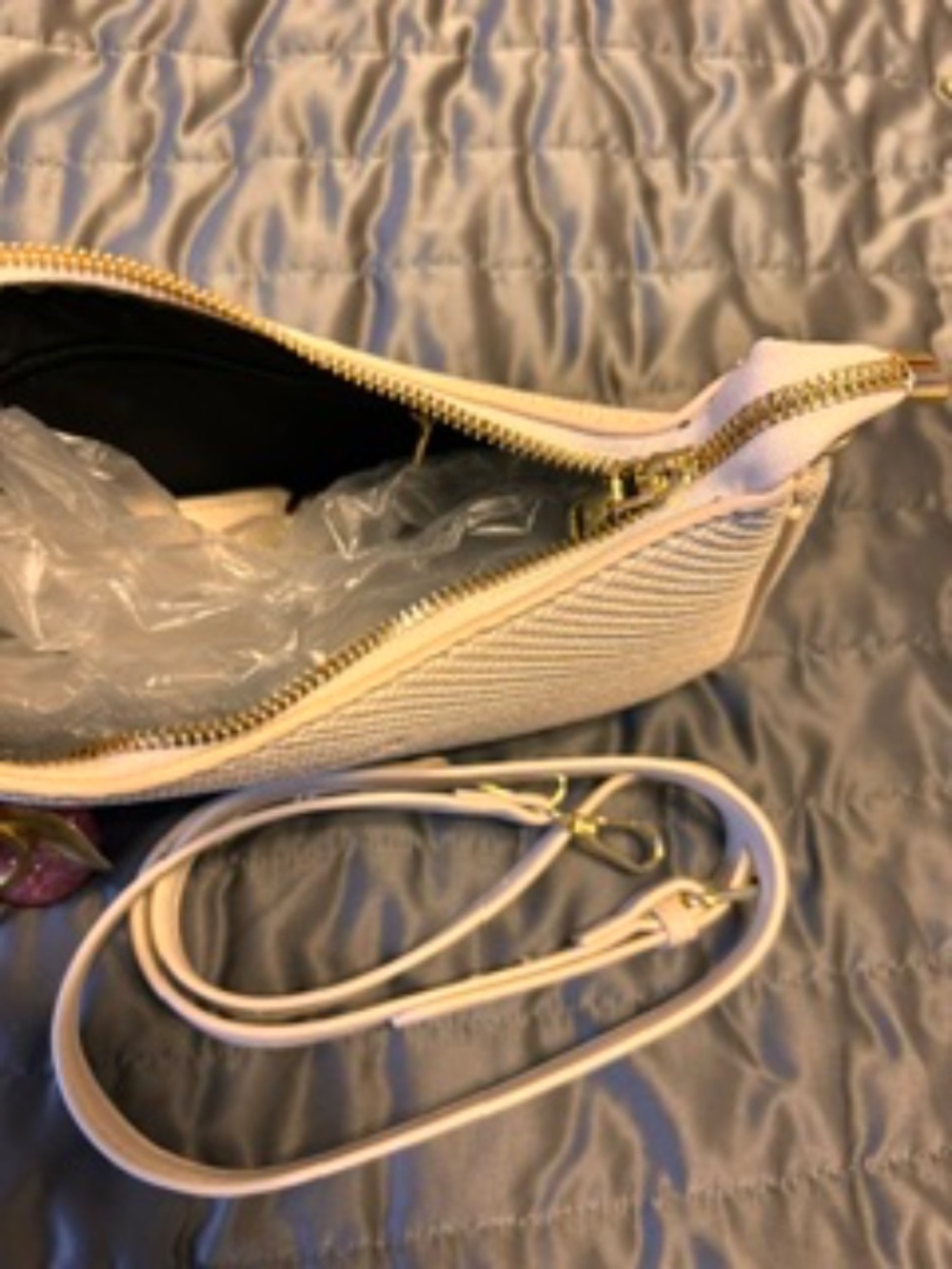 **NEW** FASHION BAG - Picture 2 of 4
